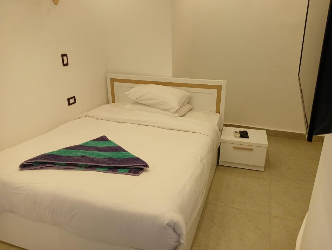 אל עלמיין Porto Marina Apartments Powered By Amer-Group מראה חיצוני תמונה
