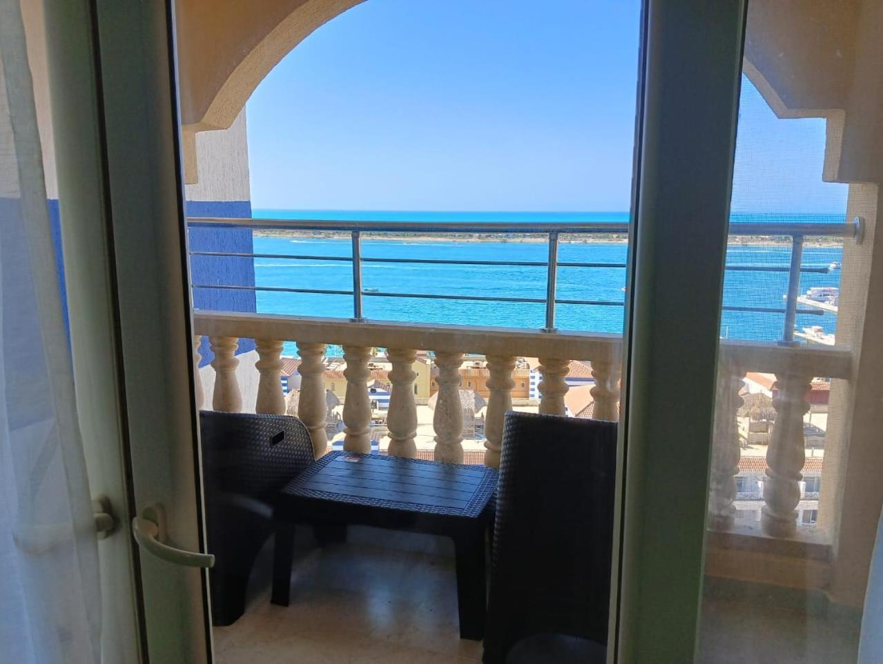 אל עלמיין Porto Marina Apartments Powered By Amer-Group מראה חיצוני תמונה
