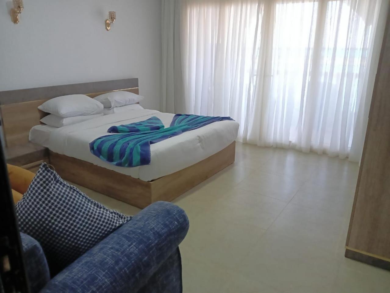 אל עלמיין Porto Marina Apartments Powered By Amer-Group מראה חיצוני תמונה