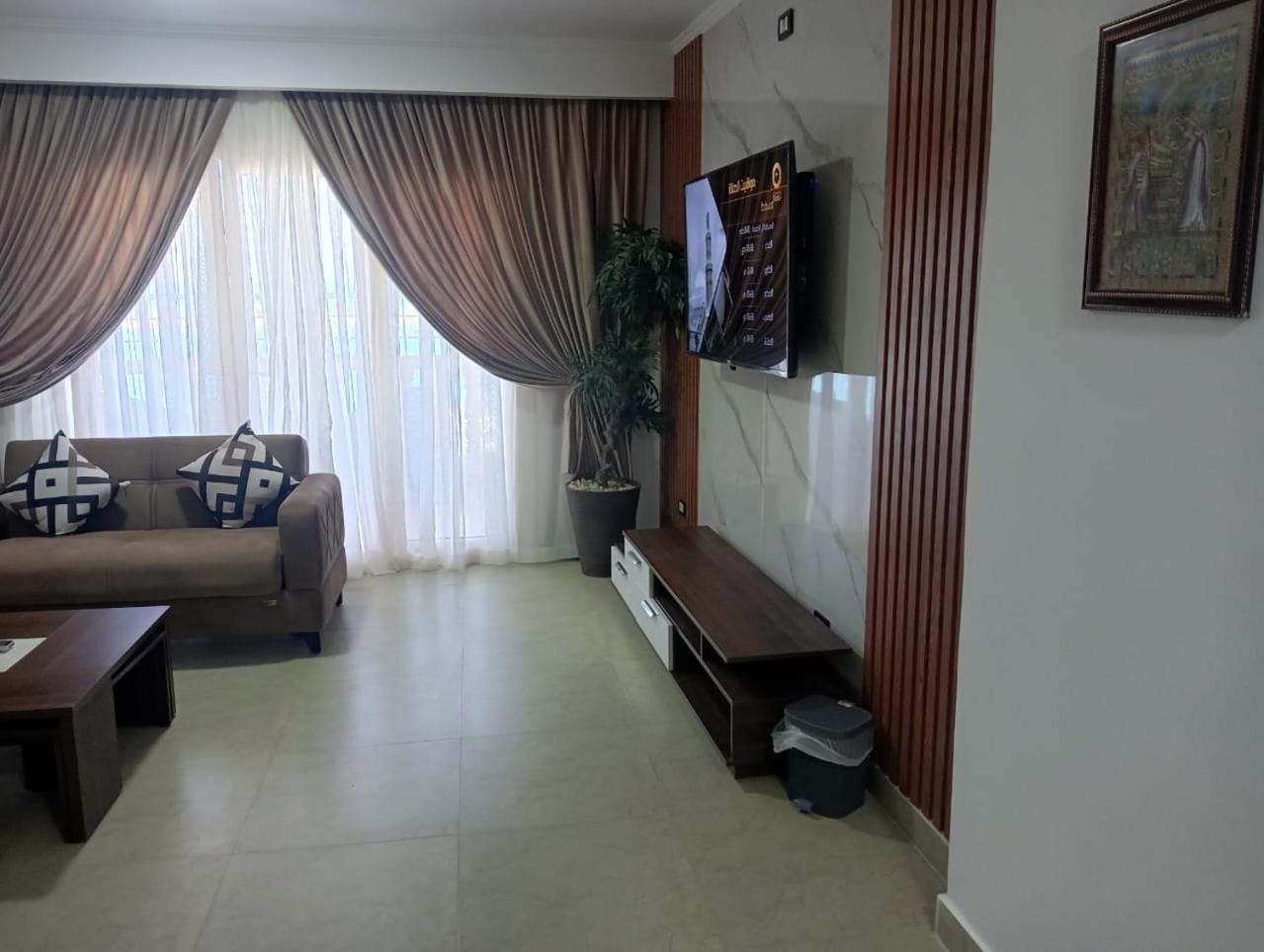 אל עלמיין Porto Marina Apartments Powered By Amer-Group מראה חיצוני תמונה