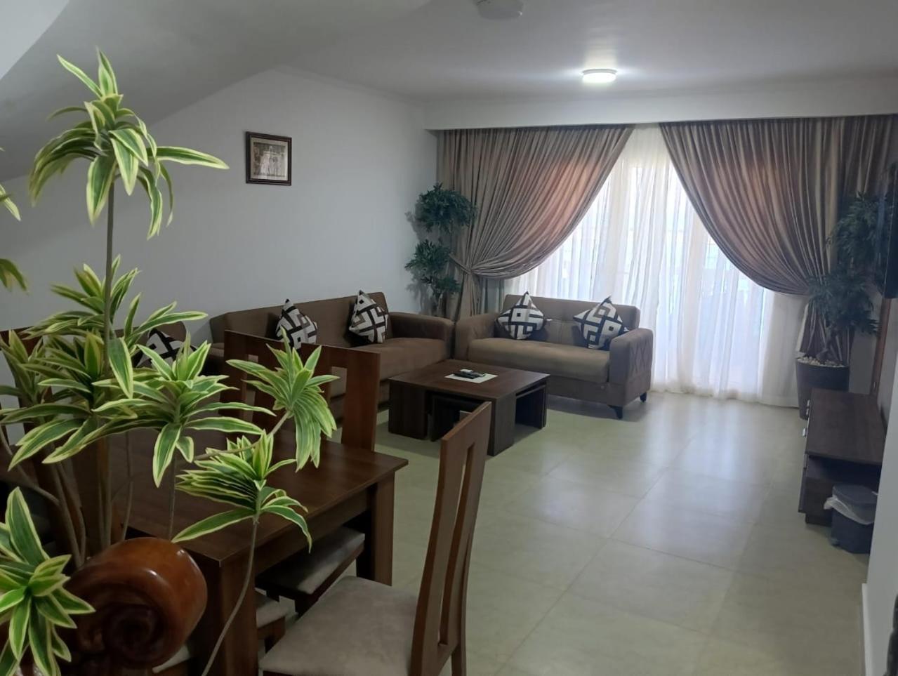 אל עלמיין Porto Marina Apartments Powered By Amer-Group מראה חיצוני תמונה